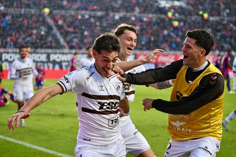 Triunfo histórico de Platense